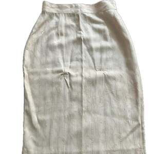 Vintage Rumours Cream Linen Embroidered Midi Pencil Skirt XS-S